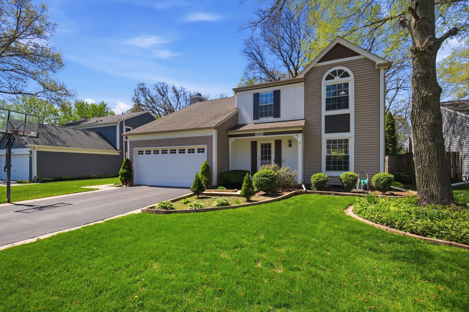 1320 Yellowstone Parkway Algonquin IL 60102