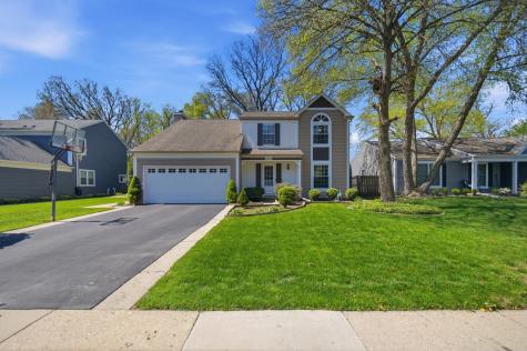 1320 Yellowstone Parkway Algonquin IL 60102