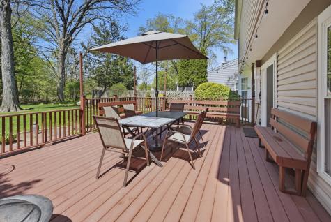 1320 Yellowstone Parkway Algonquin IL 60102