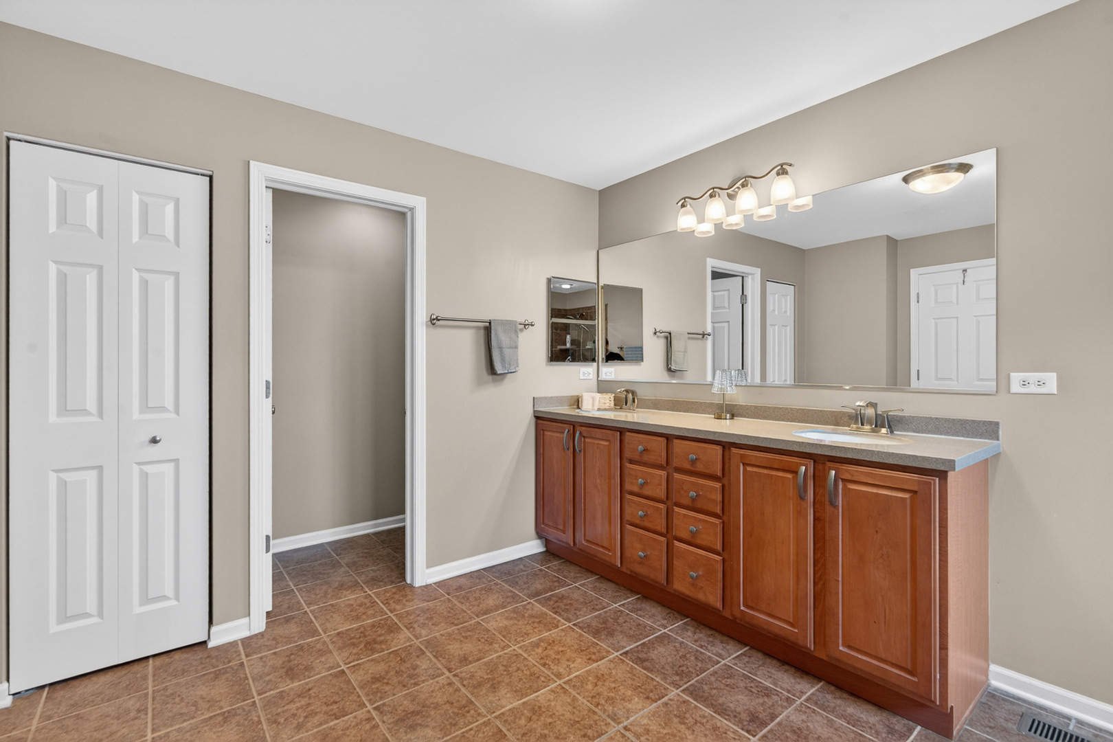 3350 Moraine Drive Aurora IL 60506