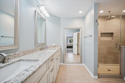1354 Branden Court Bartlett IL 60103