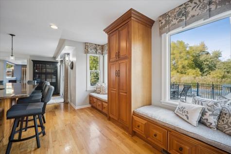 1354 Branden Court Bartlett IL 60103
