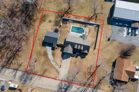 1144 West Webster Street Benton IL 62812