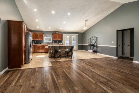 1144 West Webster Street Benton IL 62812