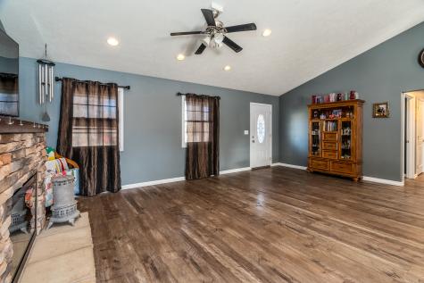 1144 West Webster Street Benton IL 62812