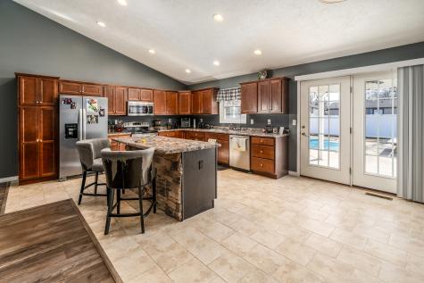 1144 West Webster Street Benton IL 62812