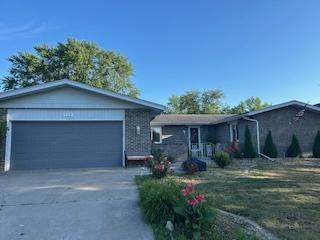 520 Chestnut Lane Beecher IL 60401