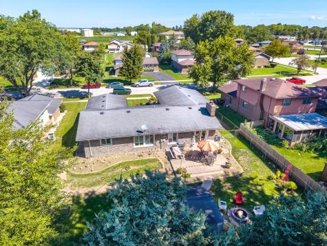 520 Chestnut Lane Beecher IL 60401