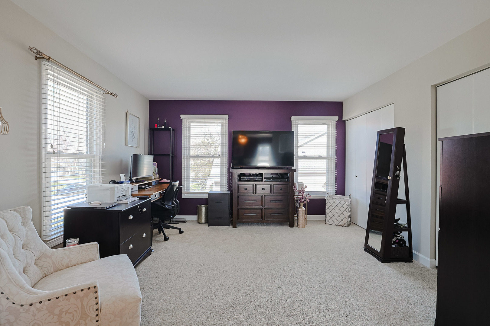 229 Tudor Lane Schaumburg IL 60193