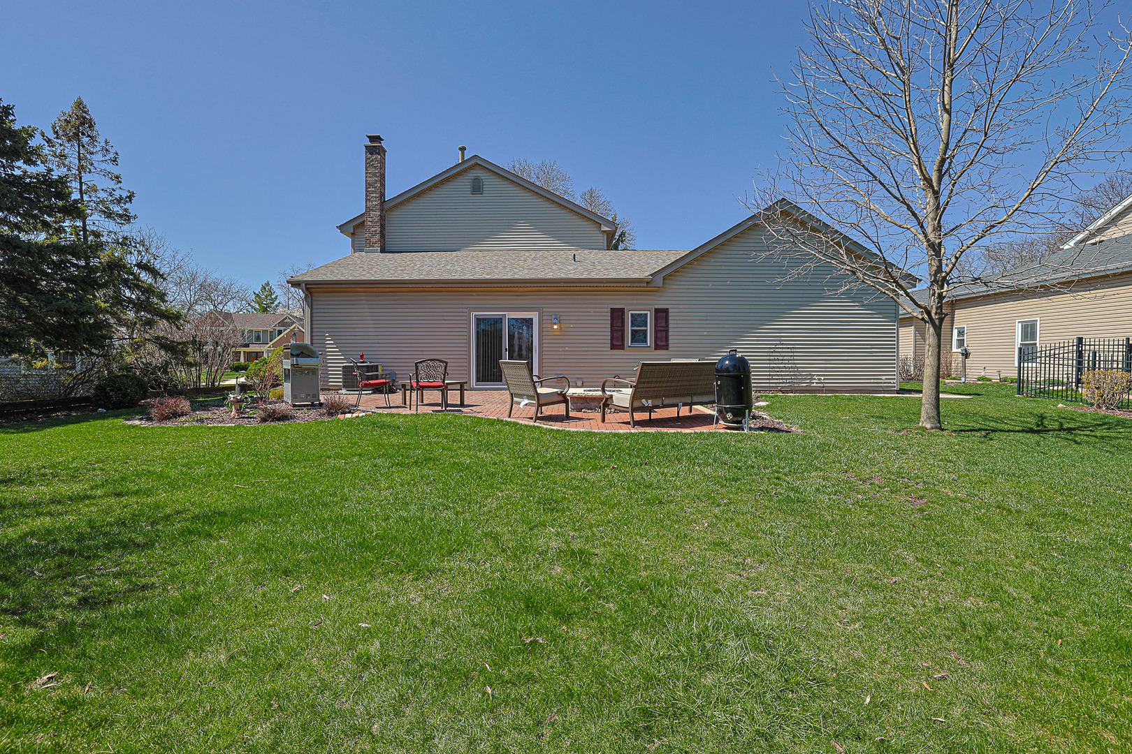 229 Tudor Lane Schaumburg IL 60193