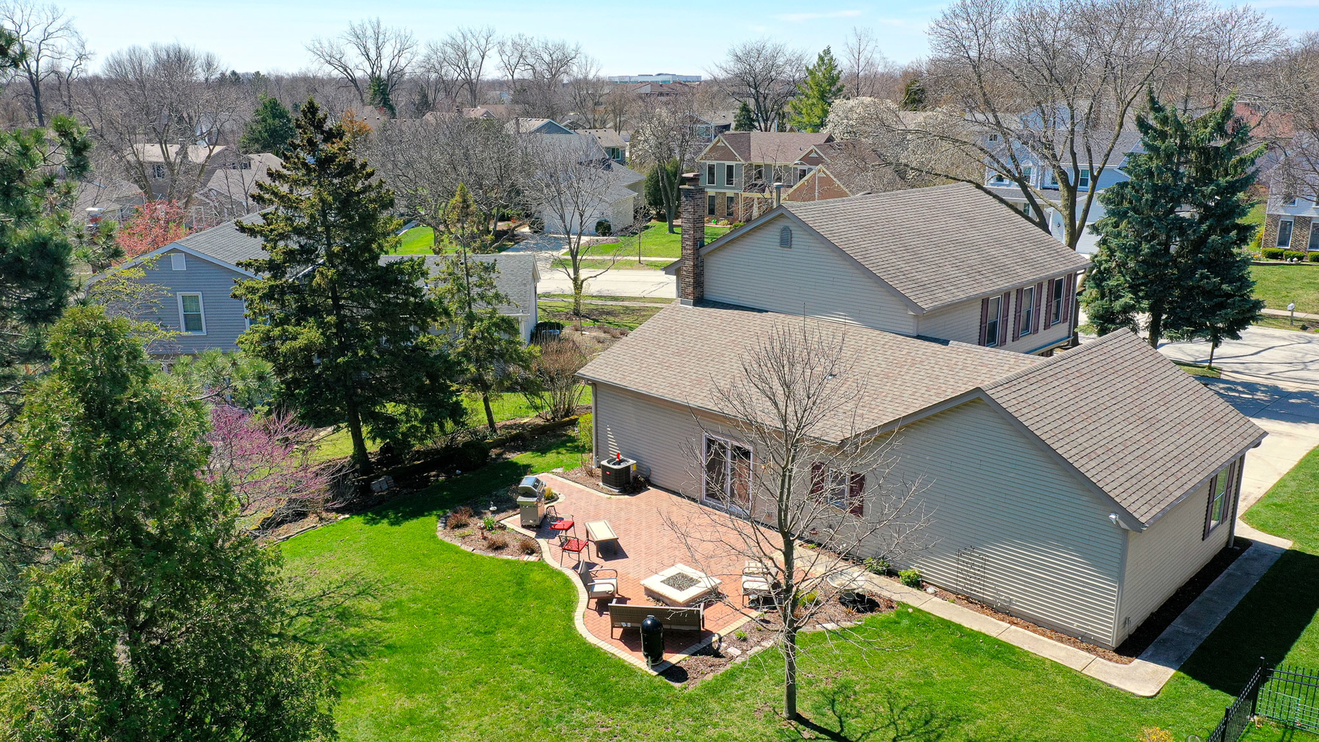 229 Tudor Lane Schaumburg IL 60193