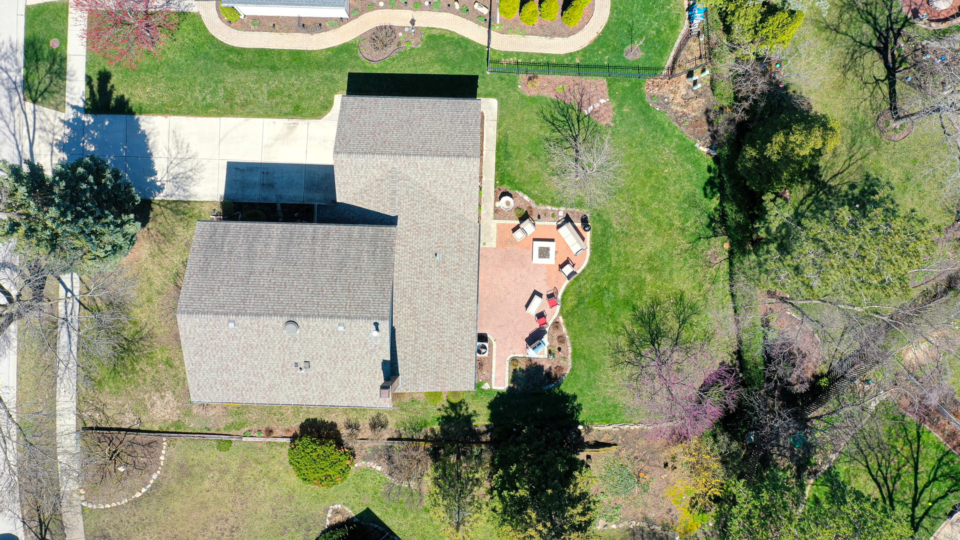 229 Tudor Lane Schaumburg IL 60193