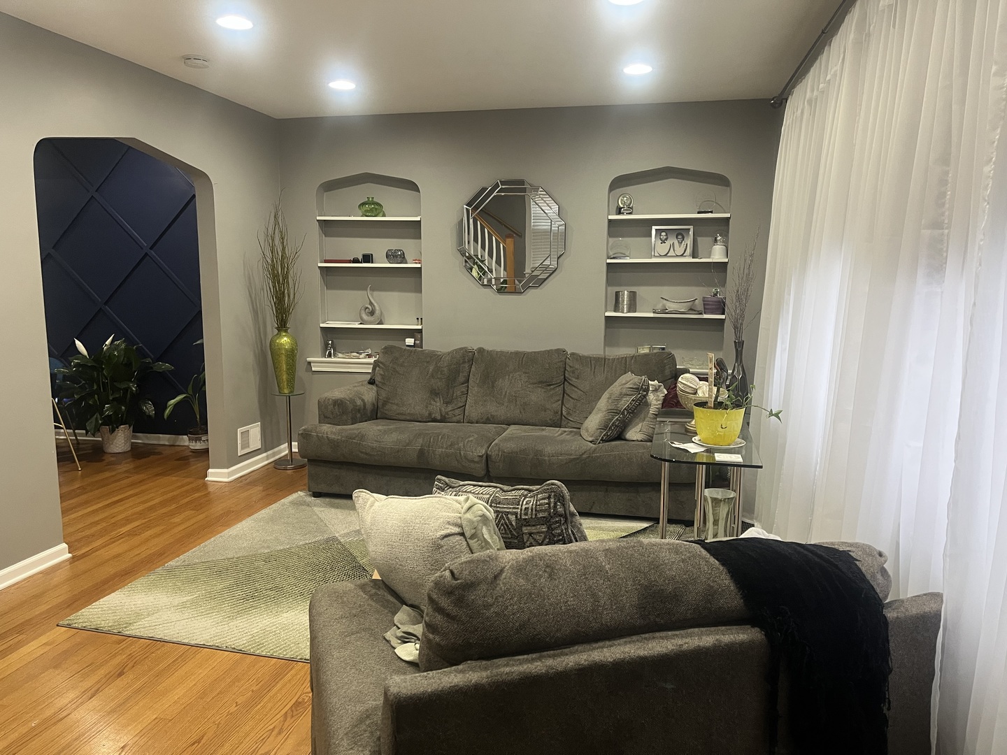 10411 South Vernon Avenue Chicago IL 60628