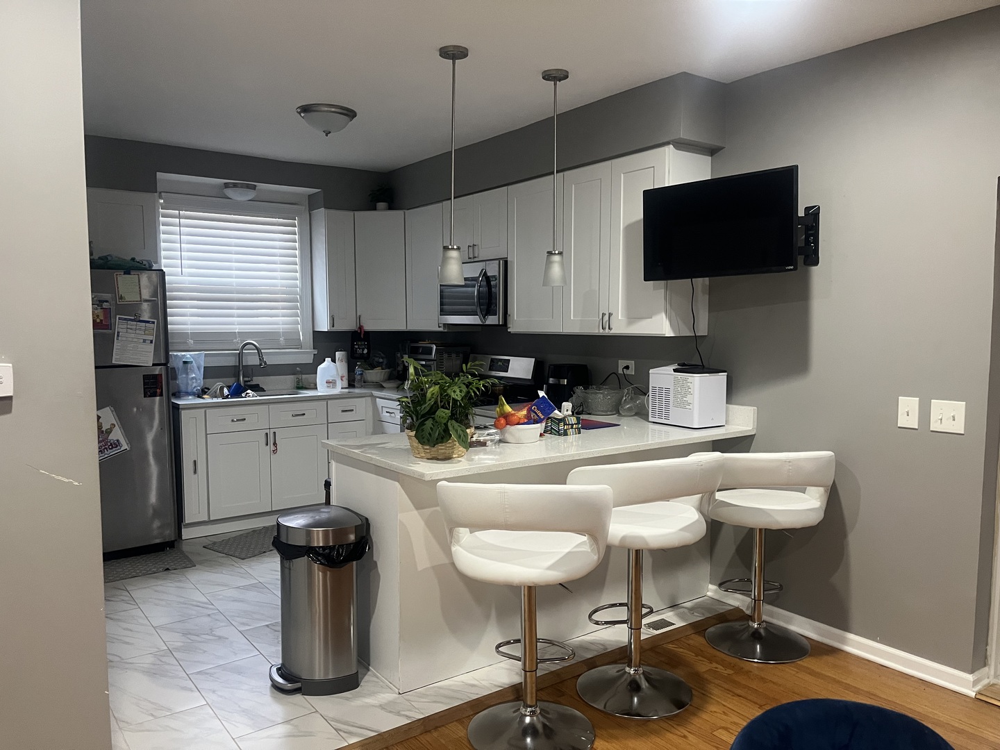 10411 South Vernon Avenue Chicago IL 60628