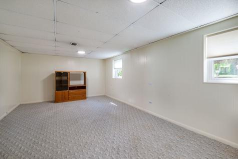 913 South Mitchell Avenue Elmhurst IL 60126