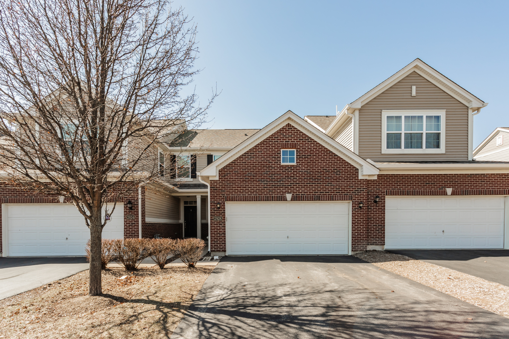 2928 Church Road Aurora IL 60502