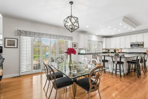 25246 North Abbey Glenn Drive Hawthorn Woods IL 60047