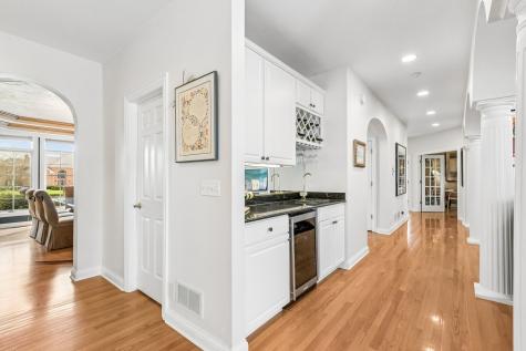 25246 North Abbey Glenn Drive Hawthorn Woods IL 60047