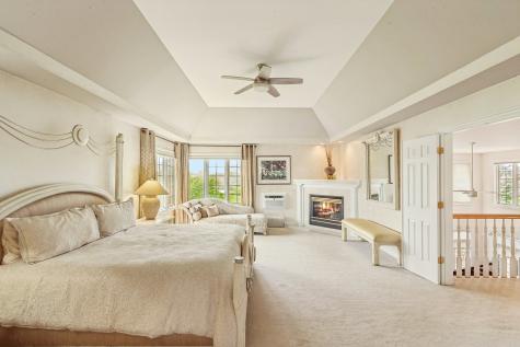25246 North Abbey Glenn Drive Hawthorn Woods IL 60047
