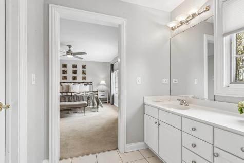 25246 North Abbey Glenn Drive Hawthorn Woods IL 60047
