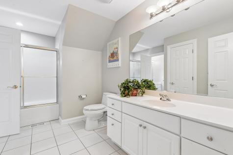 25246 North Abbey Glenn Drive Hawthorn Woods IL 60047