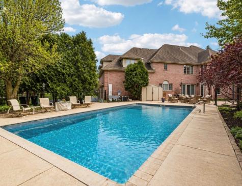 25246 North Abbey Glenn Drive Hawthorn Woods IL 60047