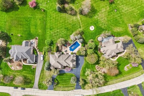 25246 North Abbey Glenn Drive Hawthorn Woods IL 60047