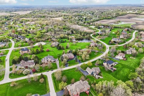 25246 North Abbey Glenn Drive Hawthorn Woods IL 60047