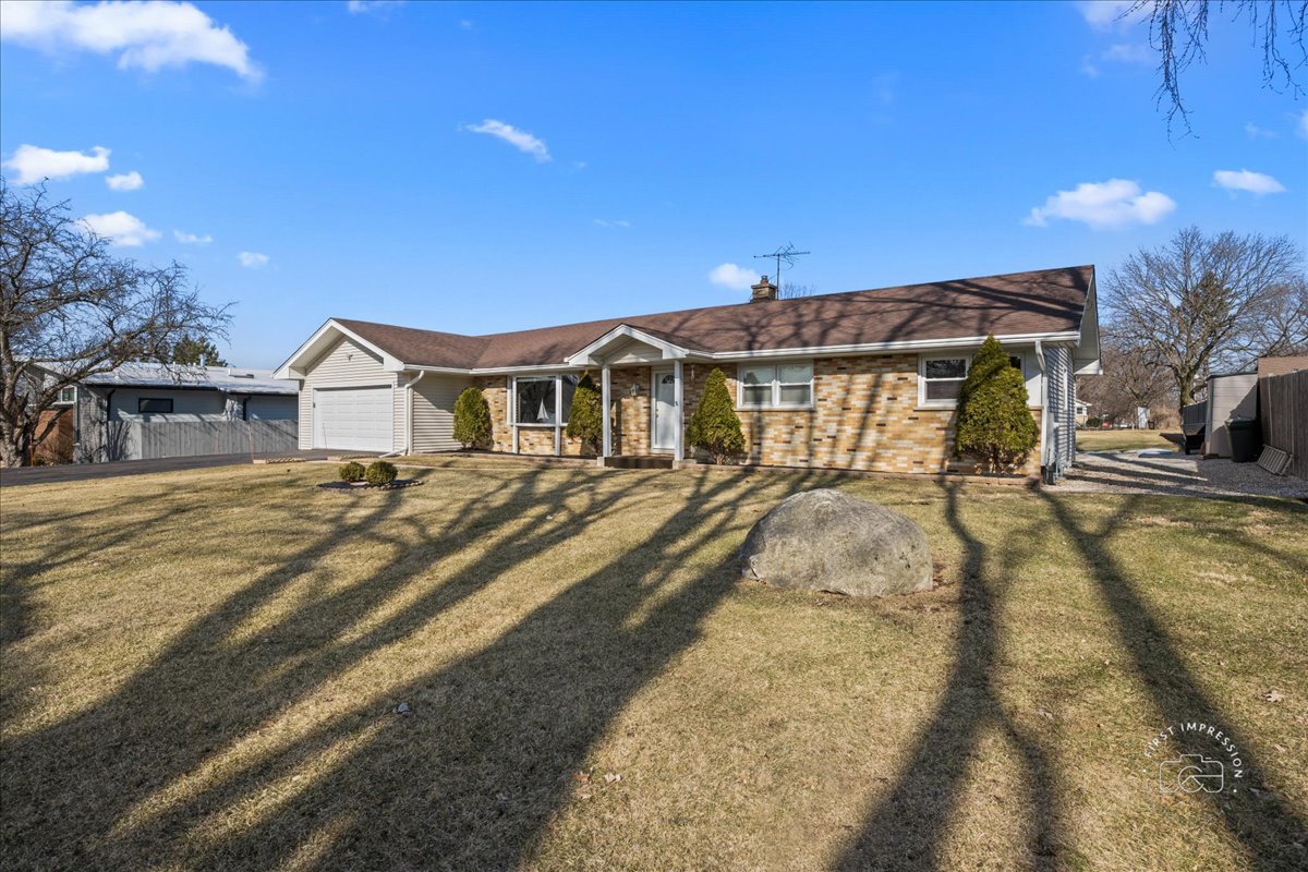 27W285 Bauer Road Naperville IL 60563