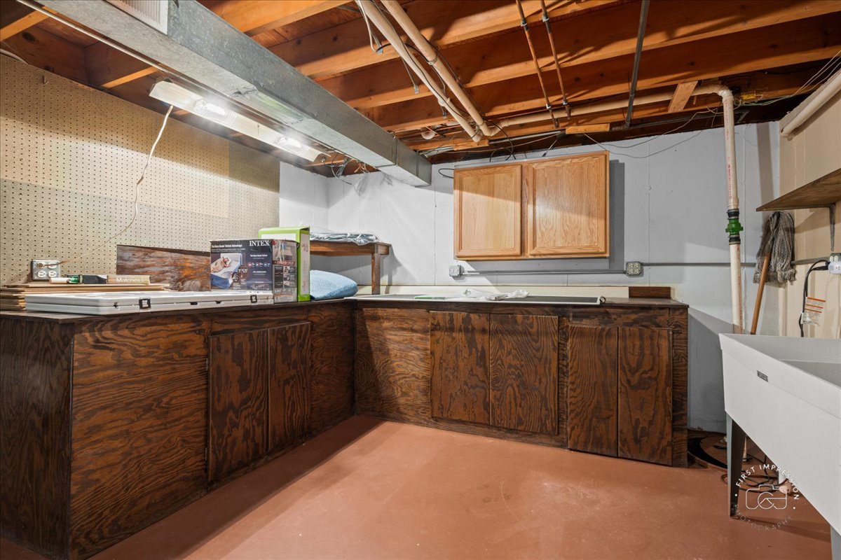 27W285 Bauer Road Naperville IL 60563