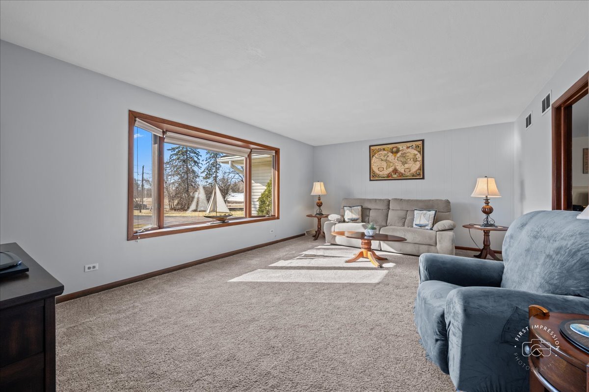 27W285 Bauer Road Naperville IL 60563