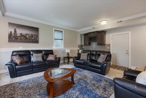 927 South Charlotte Street Lombard IL 60148