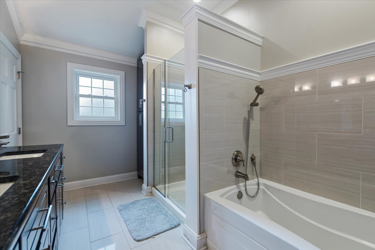 927 South Charlotte Street Lombard IL 60148