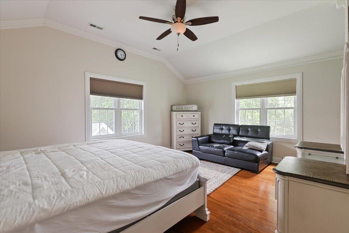 927 South Charlotte Street Lombard IL 60148