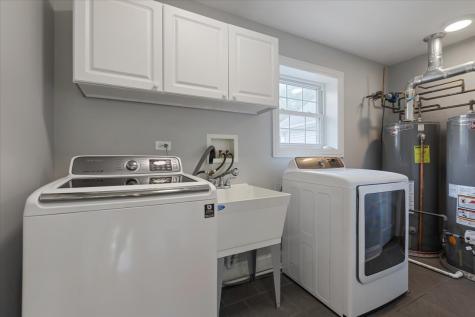 927 South Charlotte Street Lombard IL 60148
