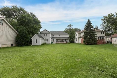 927 South Charlotte Street Lombard IL 60148