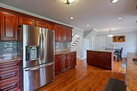 927 South Charlotte Street Lombard IL 60148