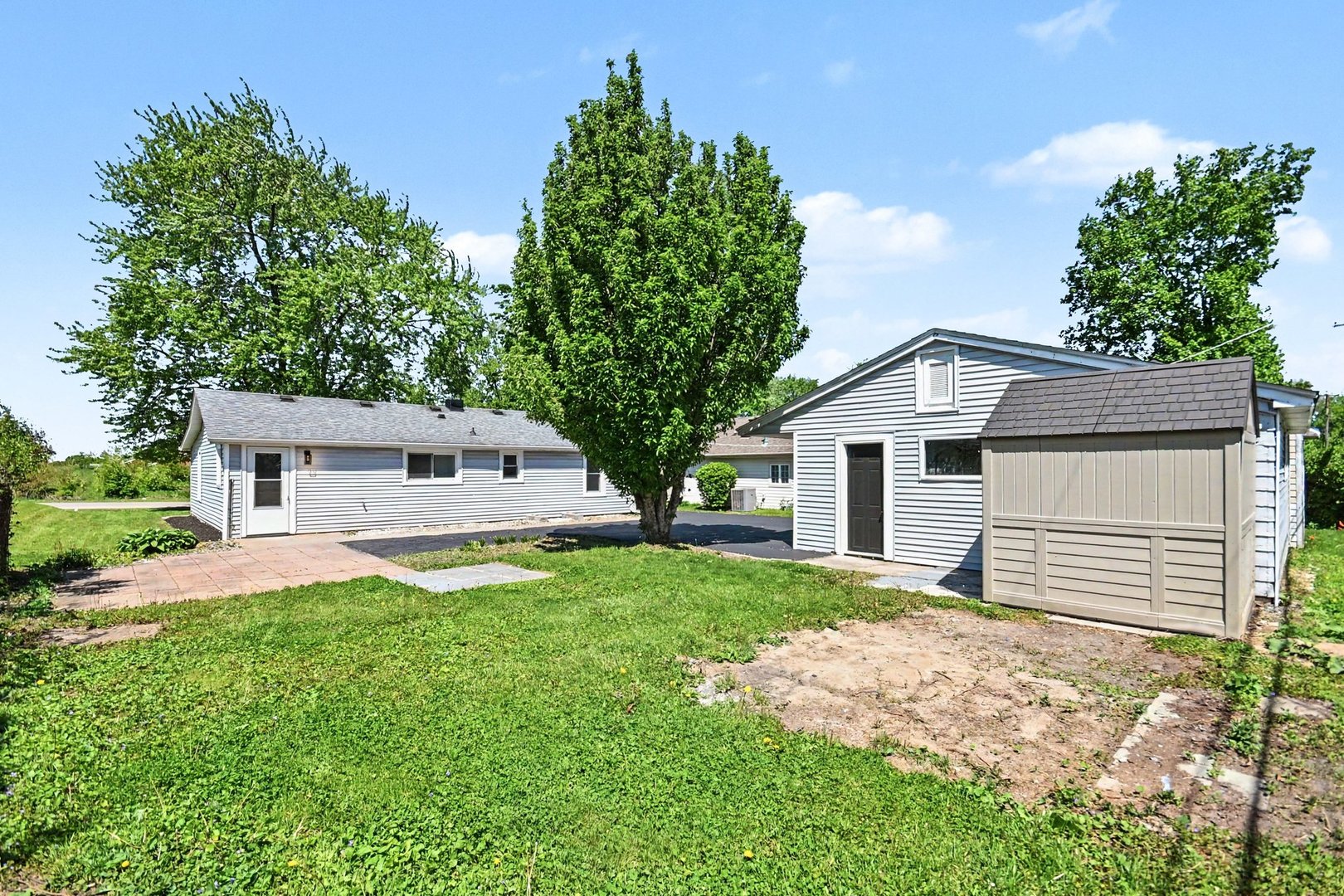 710 South Loucks Street Aurora IL 60505