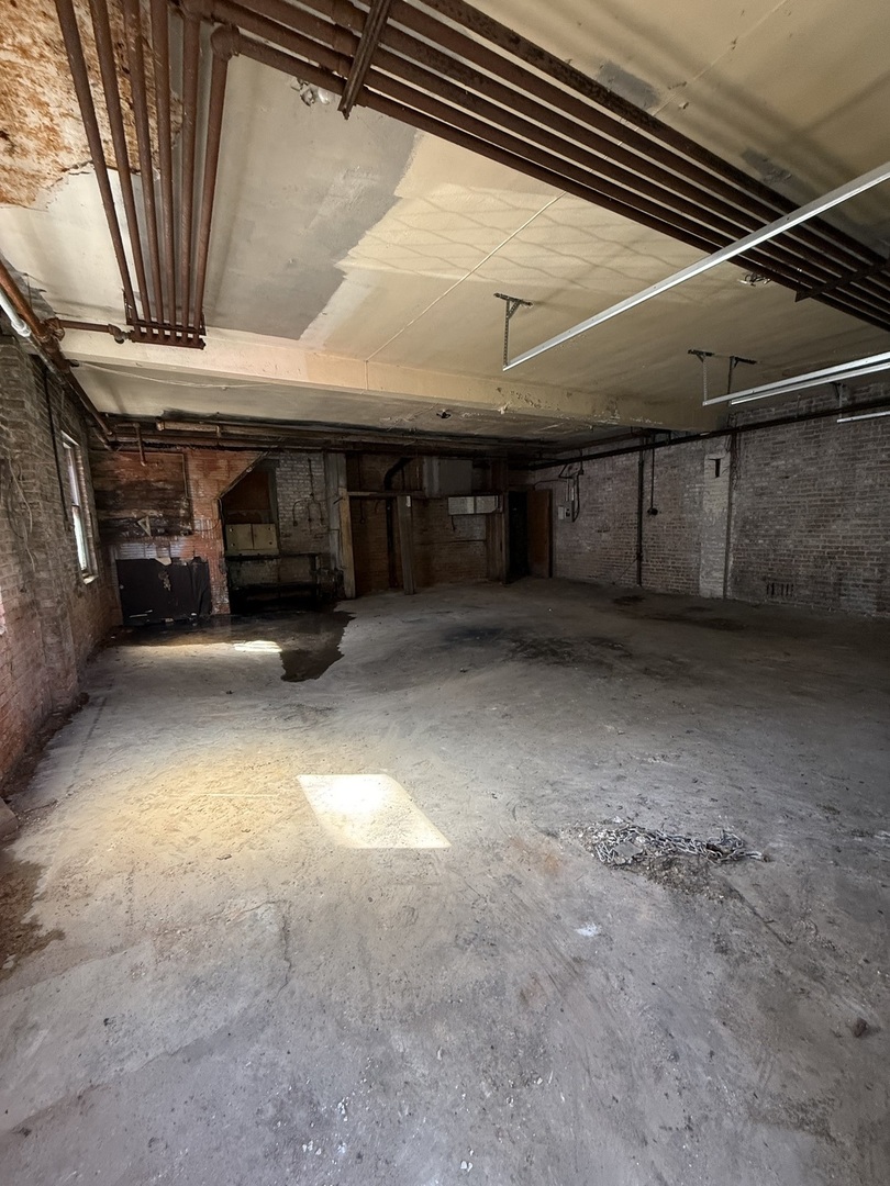 1145 East 50th Street Chicago IL 60615