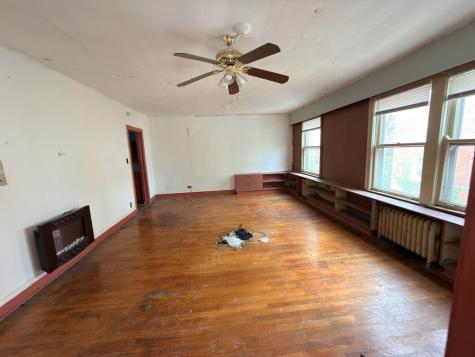 1145 East 50th Street Chicago IL 60615