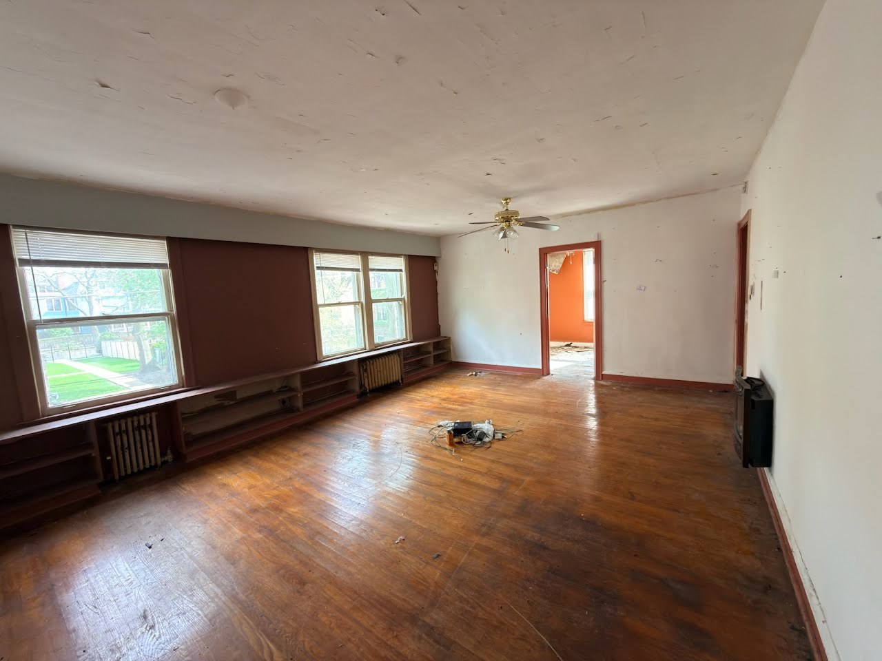 1145 East 50th Street Chicago IL 60615