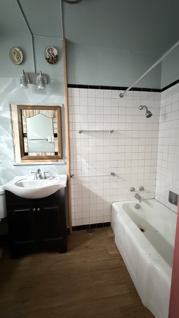 1145 East 50th Street Chicago IL 60615
