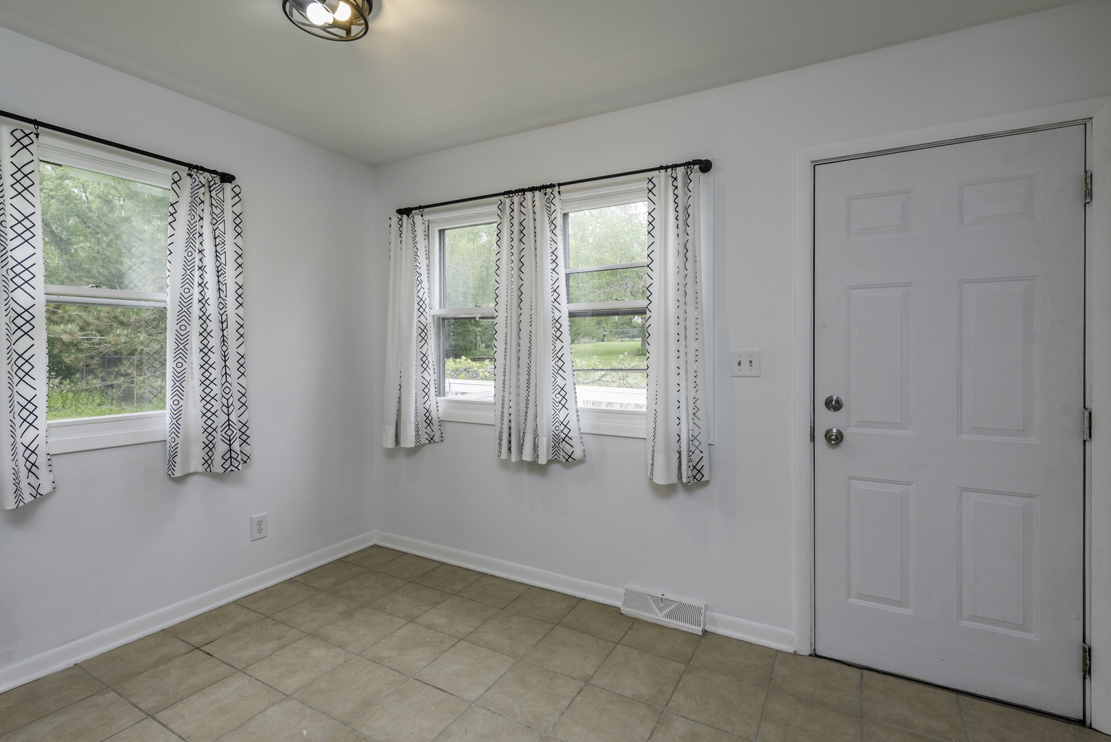 40525 North Marcus Street Antioch IL 60002