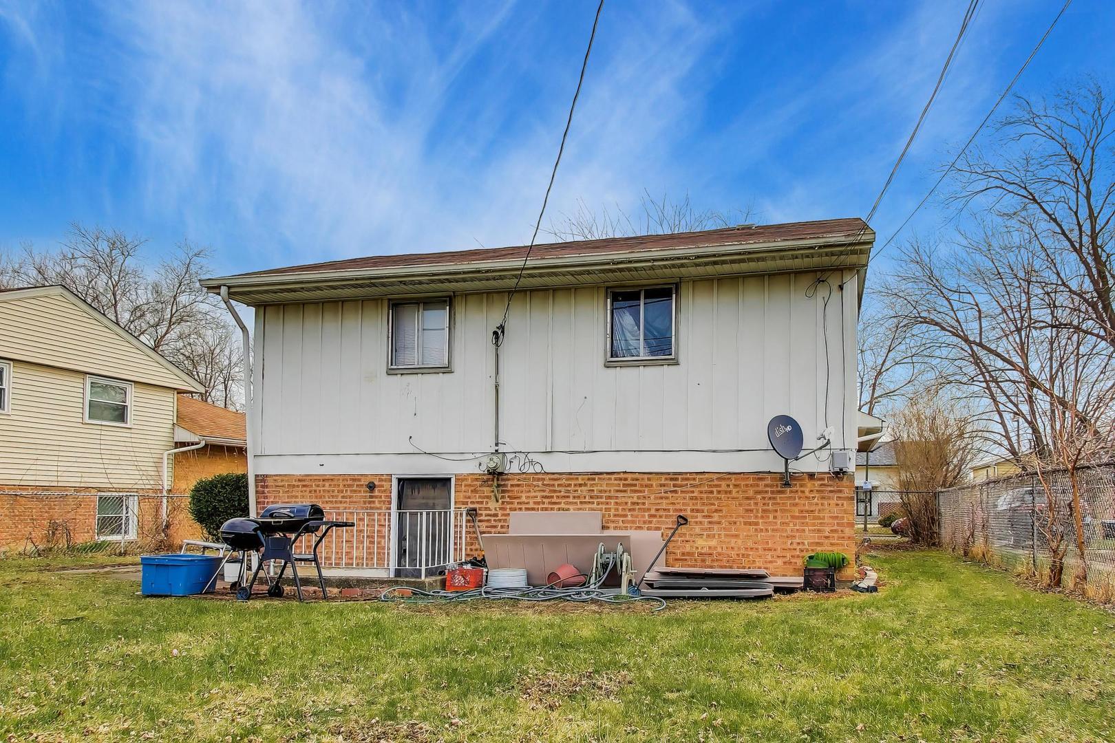 11746 South Racine Avenue Chicago IL 60643