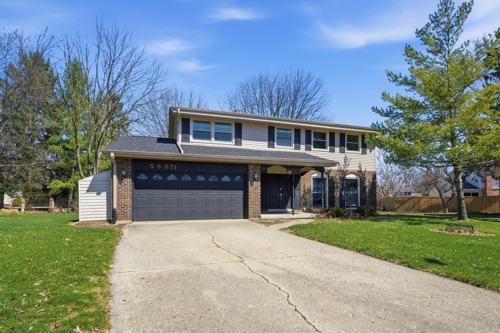5S671 Heather Court Naperville IL 60540