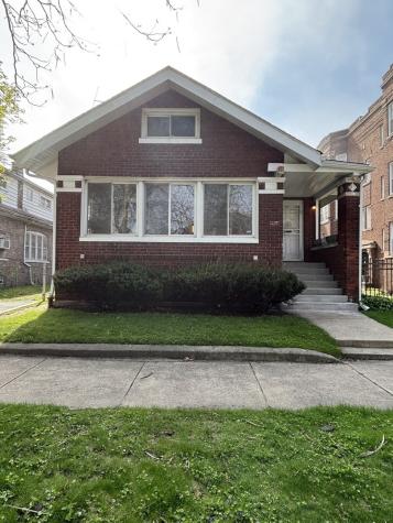 7518 South Ridgeland Avenue Chicago IL 60649