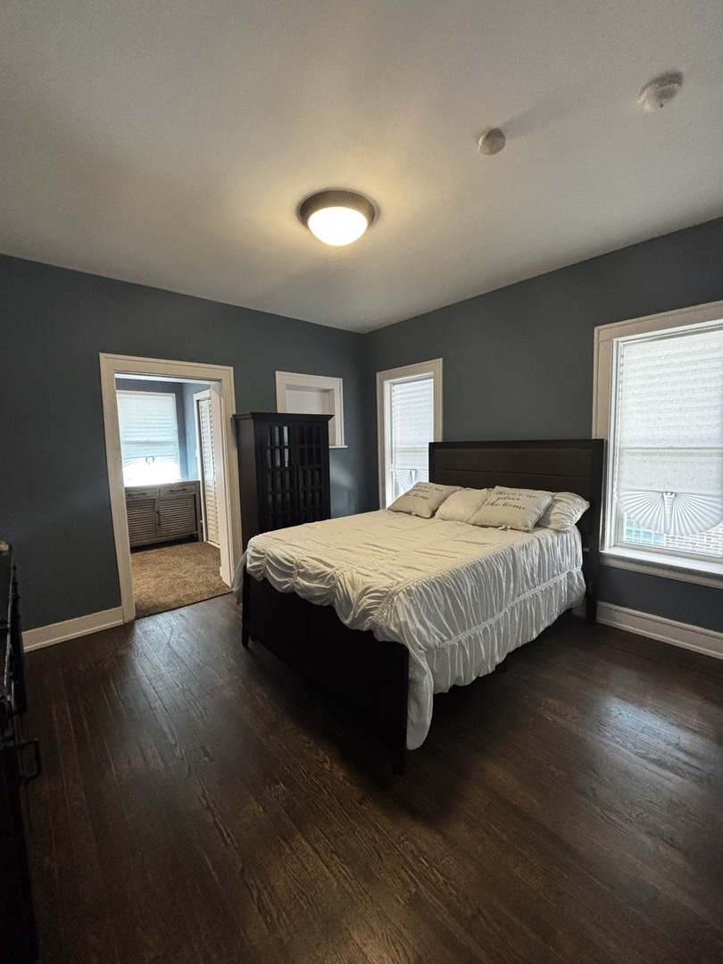 7518 South Ridgeland Avenue Chicago IL 60649