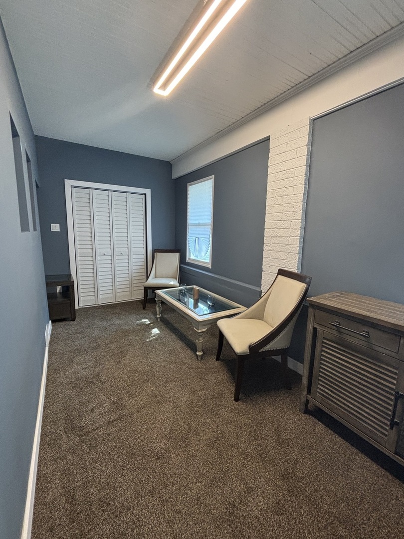 7518 South Ridgeland Avenue Chicago IL 60649