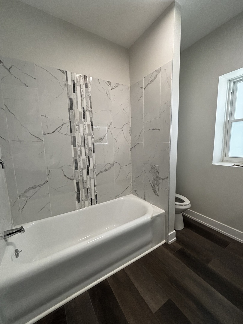 7518 South Ridgeland Avenue Chicago IL 60649