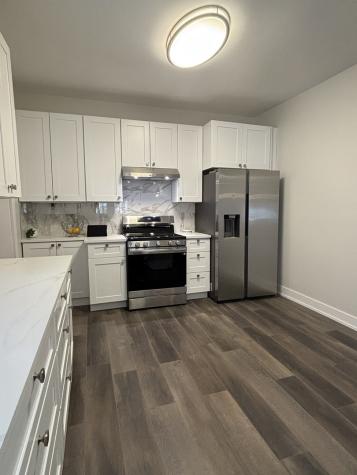 7518 South Ridgeland Avenue Chicago IL 60649